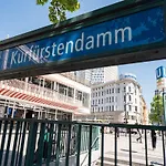 Acom Kurfuerstendamm