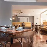 Acom Kurfuerstendamm מלון