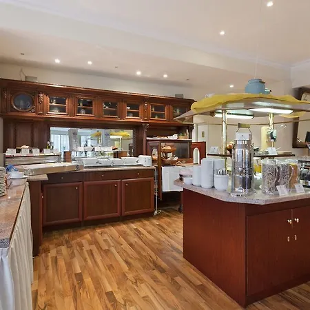 Acom-hotel Kurfuerstendamm 3*
