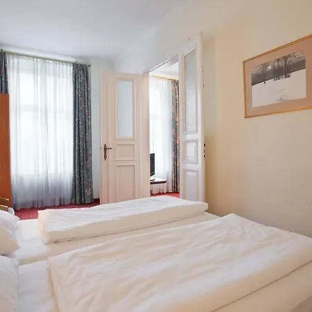 Acom-hotel Kurfuerstendamm 3* Βερολίνο