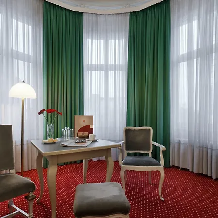 Acom Kurfuerstendamm Hotel Berlín