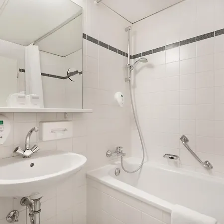 Acom Kurfuerstendamm Hotel Berlín