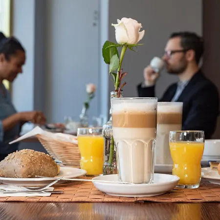 Acom Kurfuerstendamm Hotel Berlín