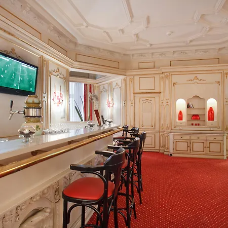 Hotel Acom Kurfuerstendamm 3*