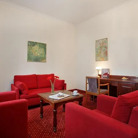 Hotel Acom Kurfuerstendamm 3*